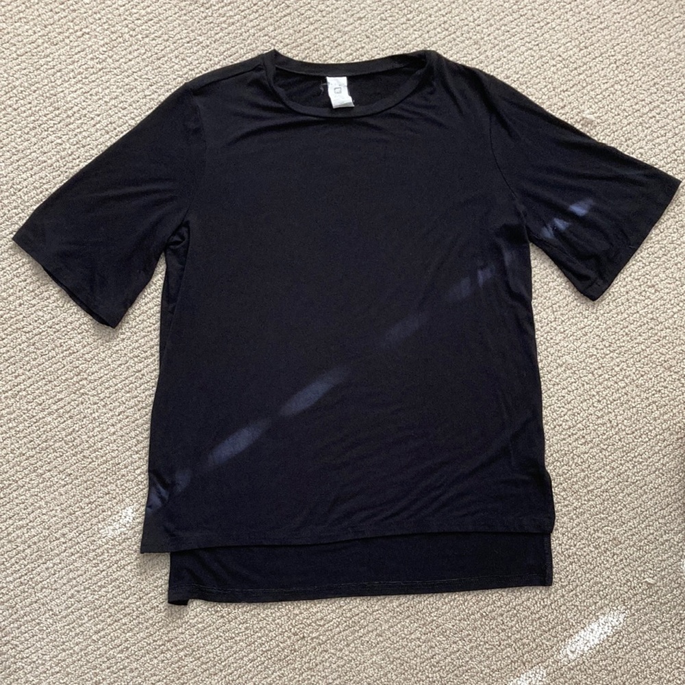 Fabletics Short Sleeve Stretchy T-Shirt Blouse Oversized Soft Size XS Small EUC